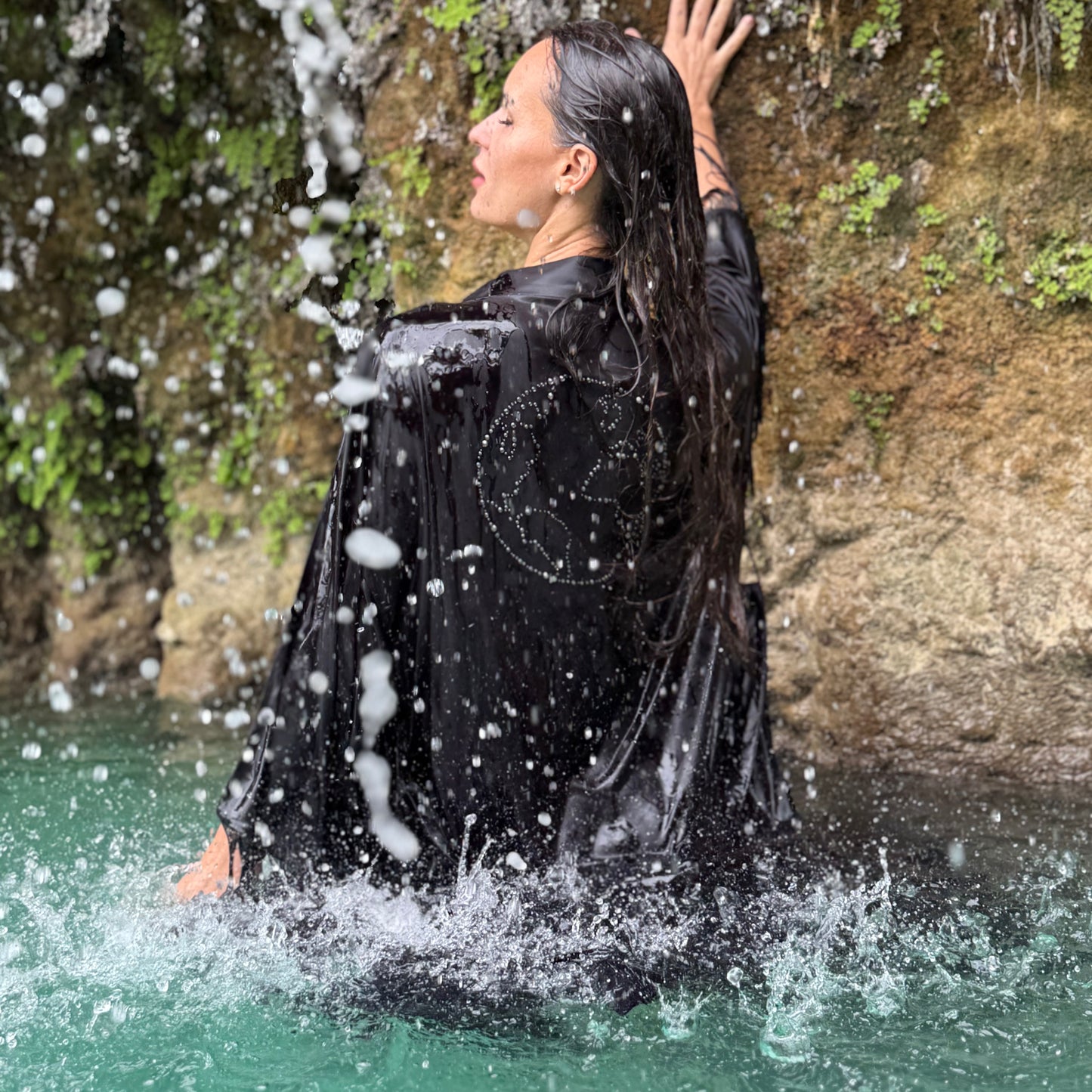 KIMONO "Your Home is wherever you are"